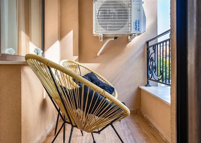 Downtown Atelier 53 - Free Parking * Plovdiv