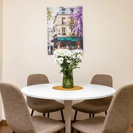 Downtown Atelier 53 - Free Parking شقة