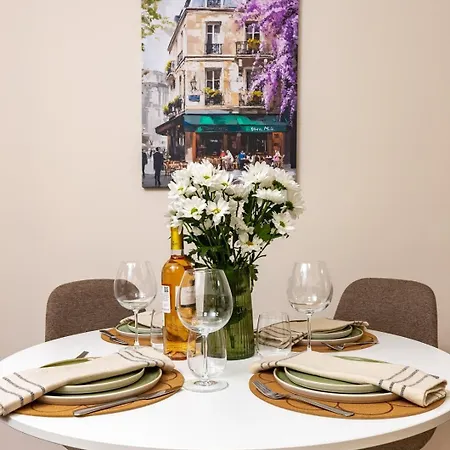 Downtown Atelier 53 - Free Parking شقة